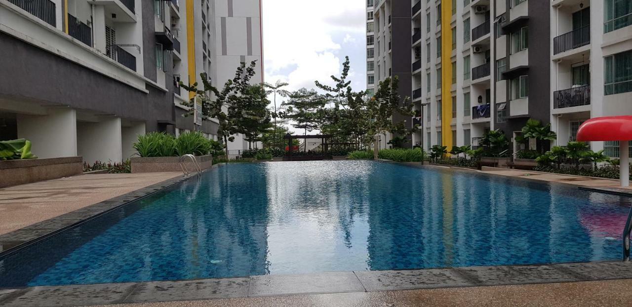 Greenfield Regency Apartamento Johor Bahru Exterior foto